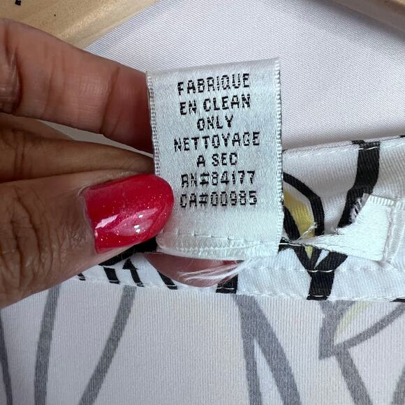 Diane Von Furstenburg Size 8 Silk Yellow and Black Wrap Dress Knee Length - Picture 6 of 7